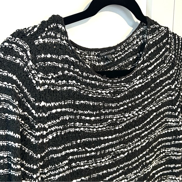Eileen Fisher Women's Black and White Striped Nubbly Cotton‎ Sweater in Size XL - Picture 5 of 12